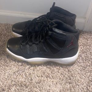 Jordan 11s